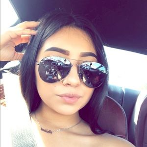 Meet your Posher, Arline